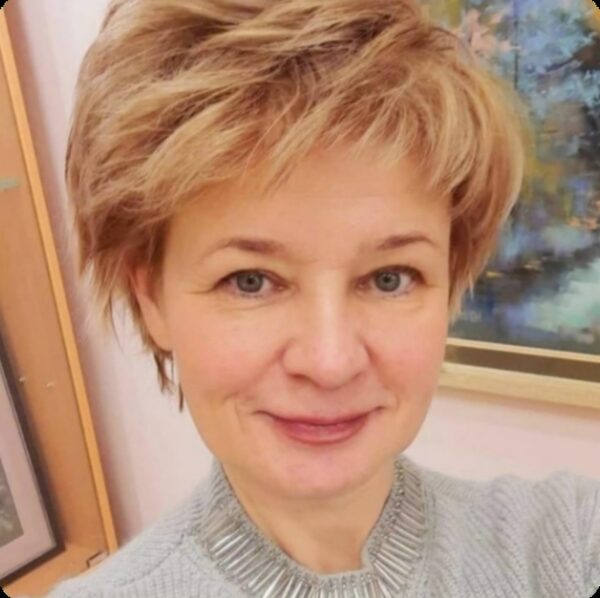 POLIKARPOVA Natalia: ESRGAN_4x